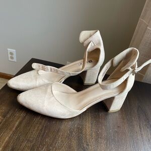 Women’s Heels size 8